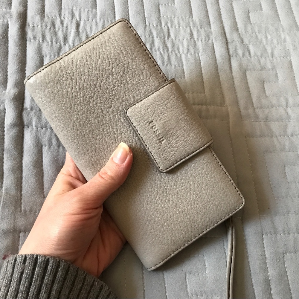 Fossil Emma RFID tab clutch wallet, pink inside